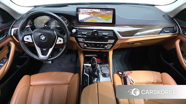BMW 5 Series (G30) id 4470717 из Кореи 31