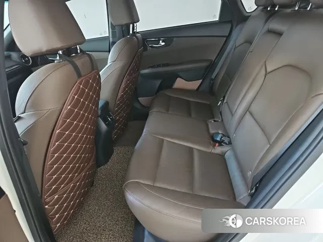 Kia Come New K3 id 2971115 из Кореи 17