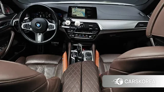 BMW 5 Series (G30) id 3557610 из Кореи 17