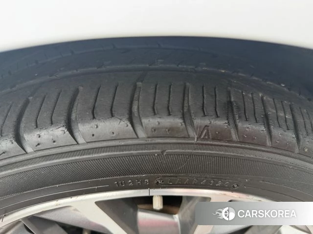 Hyundai The New Avante AD id 4465422 из Кореи 17