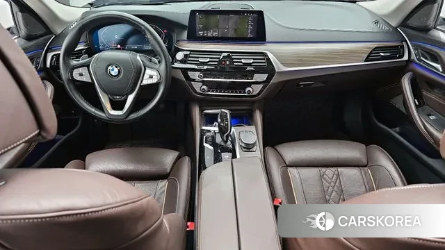 BMW 5 Series (G30) id 3686809 из Кореи 17