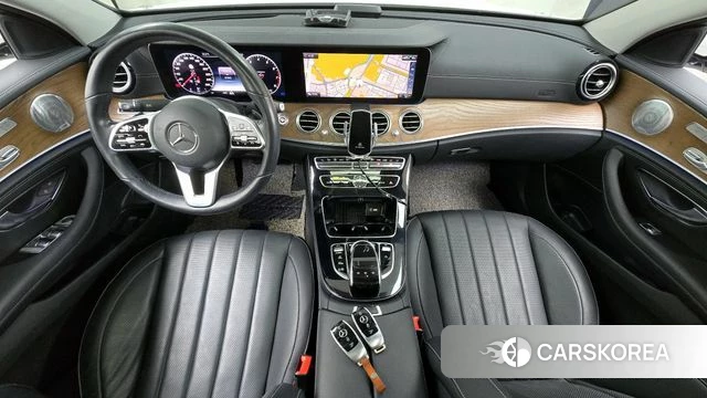 Mercedes-Benz E-Class W213 id 4245293 из Кореи 33