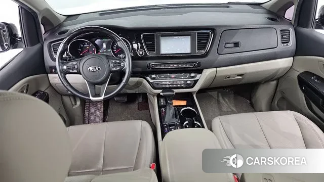 Kia The New Carnival id 3748233 из Кореи 17