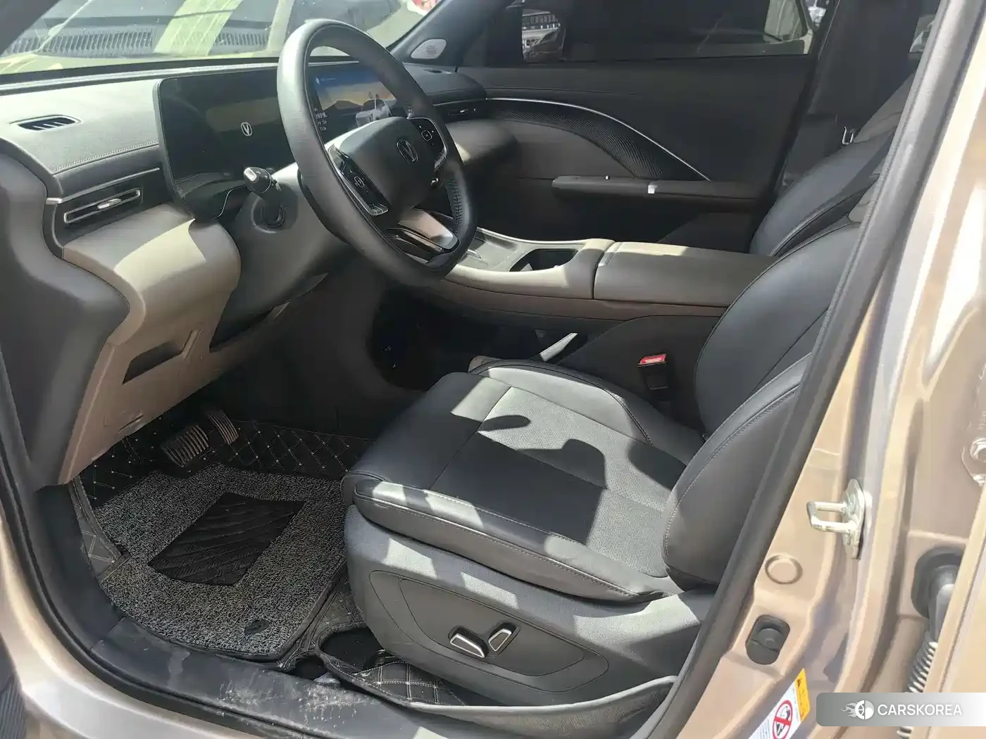 Chang'an Changan CS55PLUS id 4553845 из Китая 8