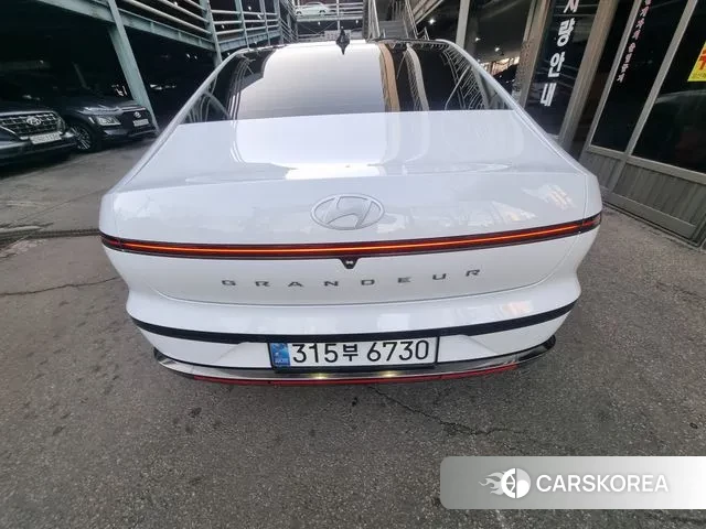 Hyundai Grandeur Hybrid (GN7) id 3734451 из Кореи 17