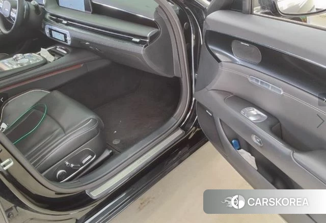 Genesis G90 (RS4) id 3923059 из Кореи 10