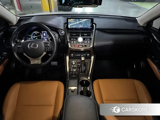 Lexus NX300h id 3479559 из Кореи 17