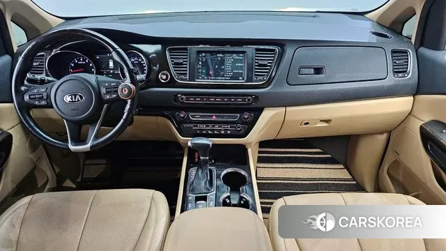 Kia The New Carnival id 3444688 из Кореи 17