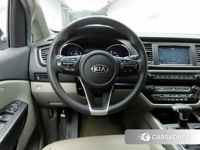 Kia The New Carnival id 4458795 из Кореи 17
