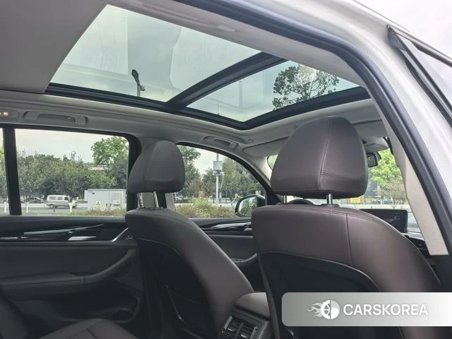 BMW X3 id 4215073 из Китая 19