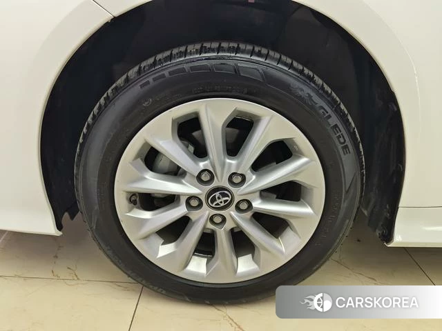 Toyota Corolla id 4290294 из Китая 13