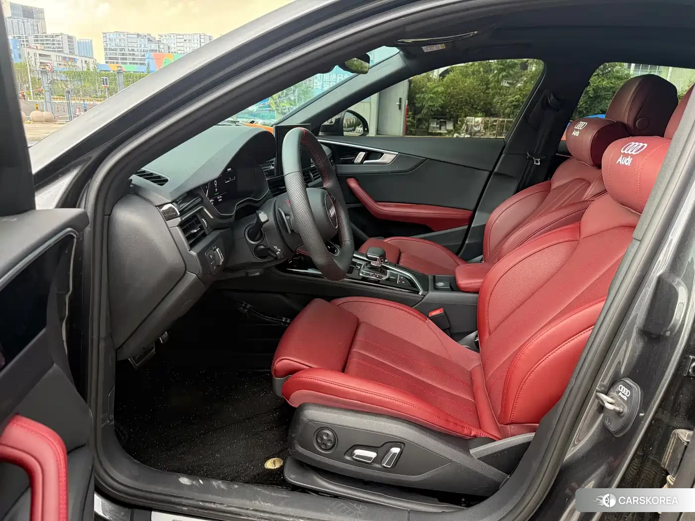 Audi A4L id 4669385 из Китая 11