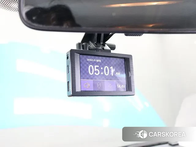 Toyota Prius C id 3254437 из Кореи 17