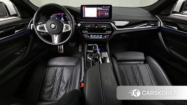 BMW 5 Series (G30) id 3746053 из Кореи 17