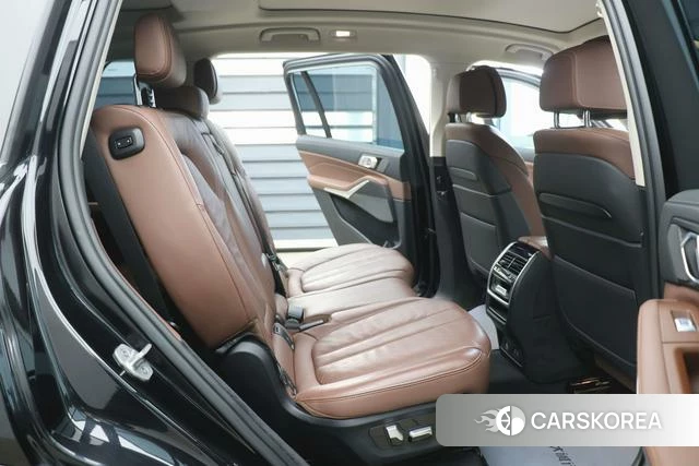 BMW X7 id 4260977 из Китая 29