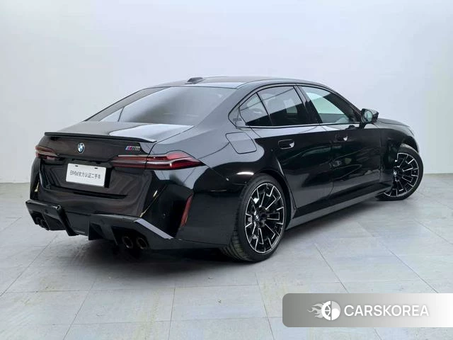 BMW M5 PHEV id 4256775 из Китая 15