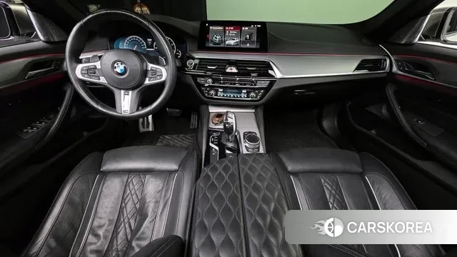 BMW 5 Series (G30) id 2991123 из Кореи 17