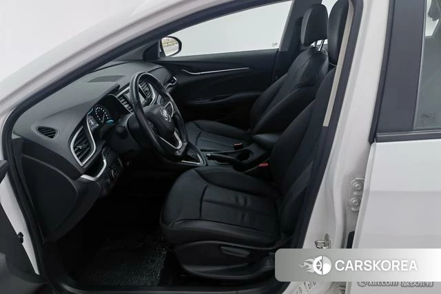Buick Yinglang id 4236122 из Китая 21