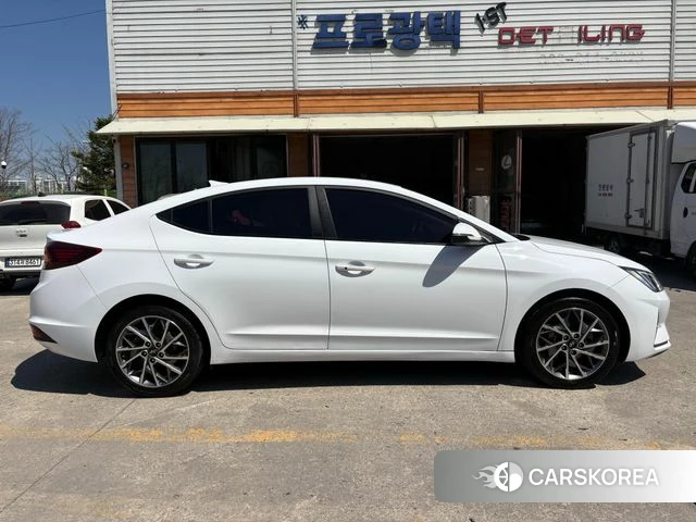 Hyundai The New Avante AD id 3911674 из Кореи 17