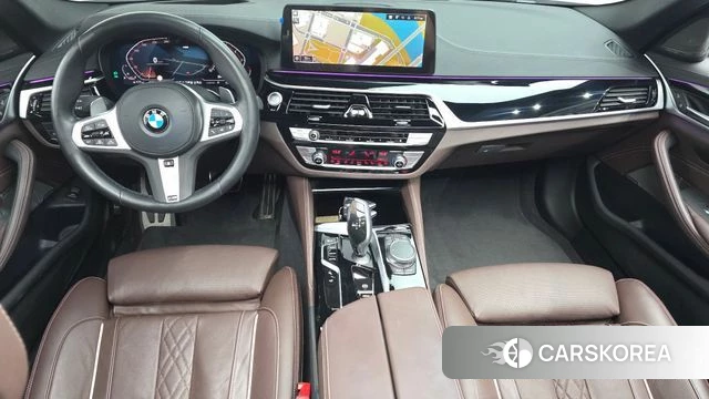 BMW 5 Series (G30) id 4591438 из Кореи 29