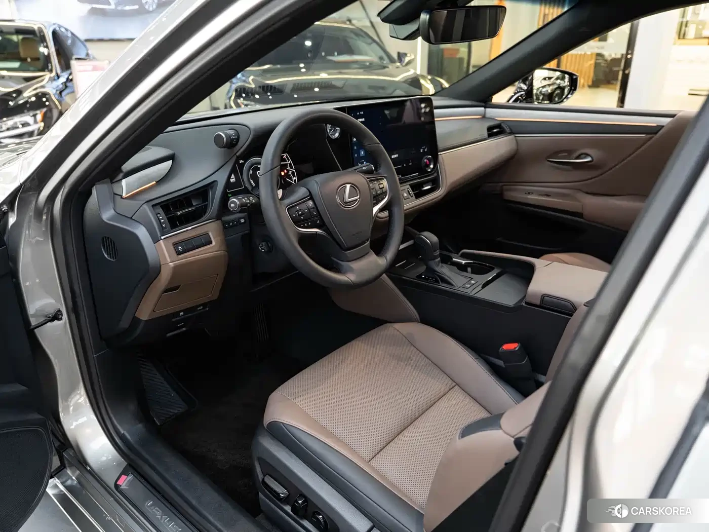 Lexus ES id 4606906 из Китая 18