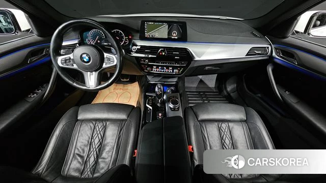 BMW 5 Series (G30) id 4626321 из Кореи 29