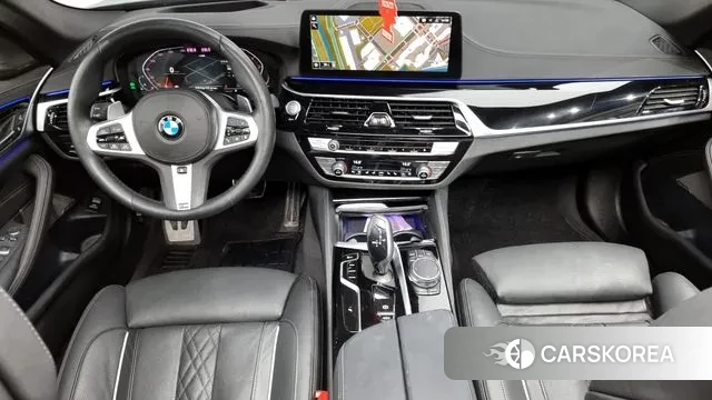 BMW 5 Series (G30) id 2989313 из Кореи 17