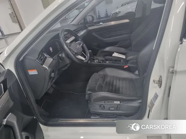 Volkswagen Passat GT (B8) id 3379166 из Кореи 11