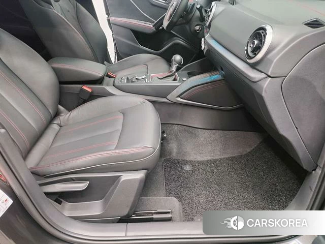 Audi Q2L id 4261532 из Китая 27