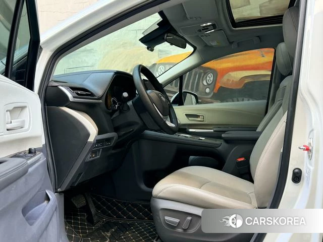 Toyota Saina id 4278160 из Китая 8