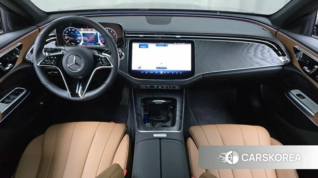 Mercedes-Benz E-Class W214 id 4307889 из Кореи 30