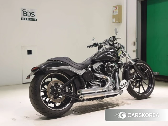 Harley-Davidson Softail Breakout FXSB 2015 из Японии, фото 2