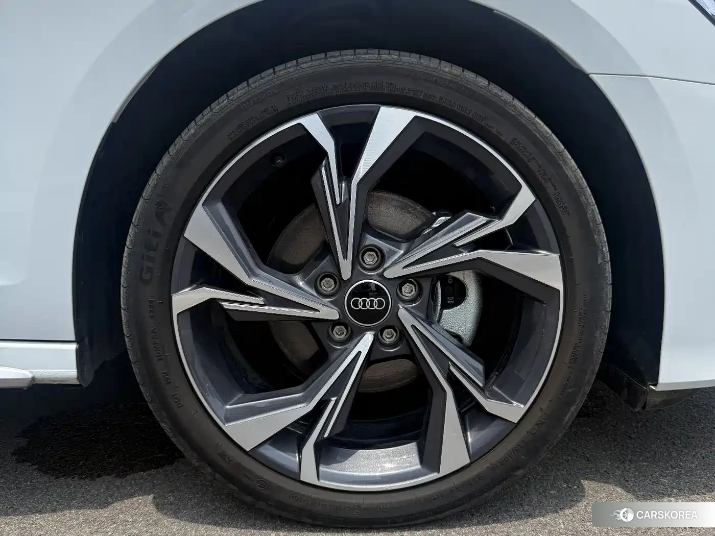 Audi A3 id 4577619 из Китая 12