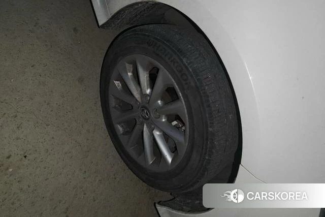 Toyota Corolla id 4299860 из Китая 14