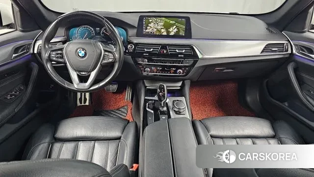 BMW 5 Series (G30) id 3703965 из Кореи 17