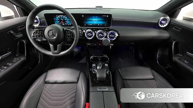 Mercedes-Benz A-Class W177 id 4586590 из Кореи 27