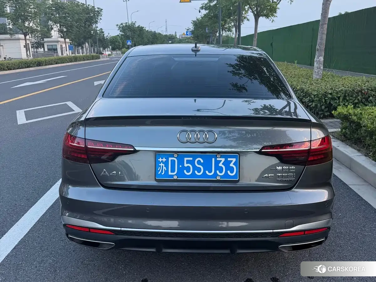 Audi A4L id 4655243 из Китая 12