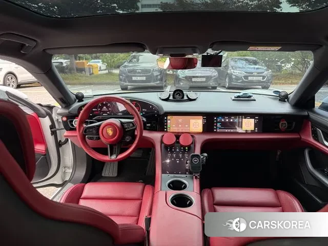 Porsche Taycan id 3230722 из Кореи 9