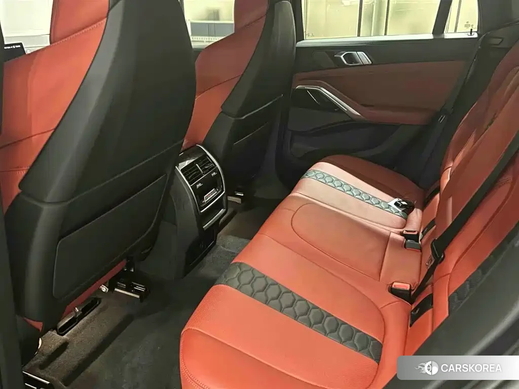 BMW X6 M id 4644573 из Китая 10