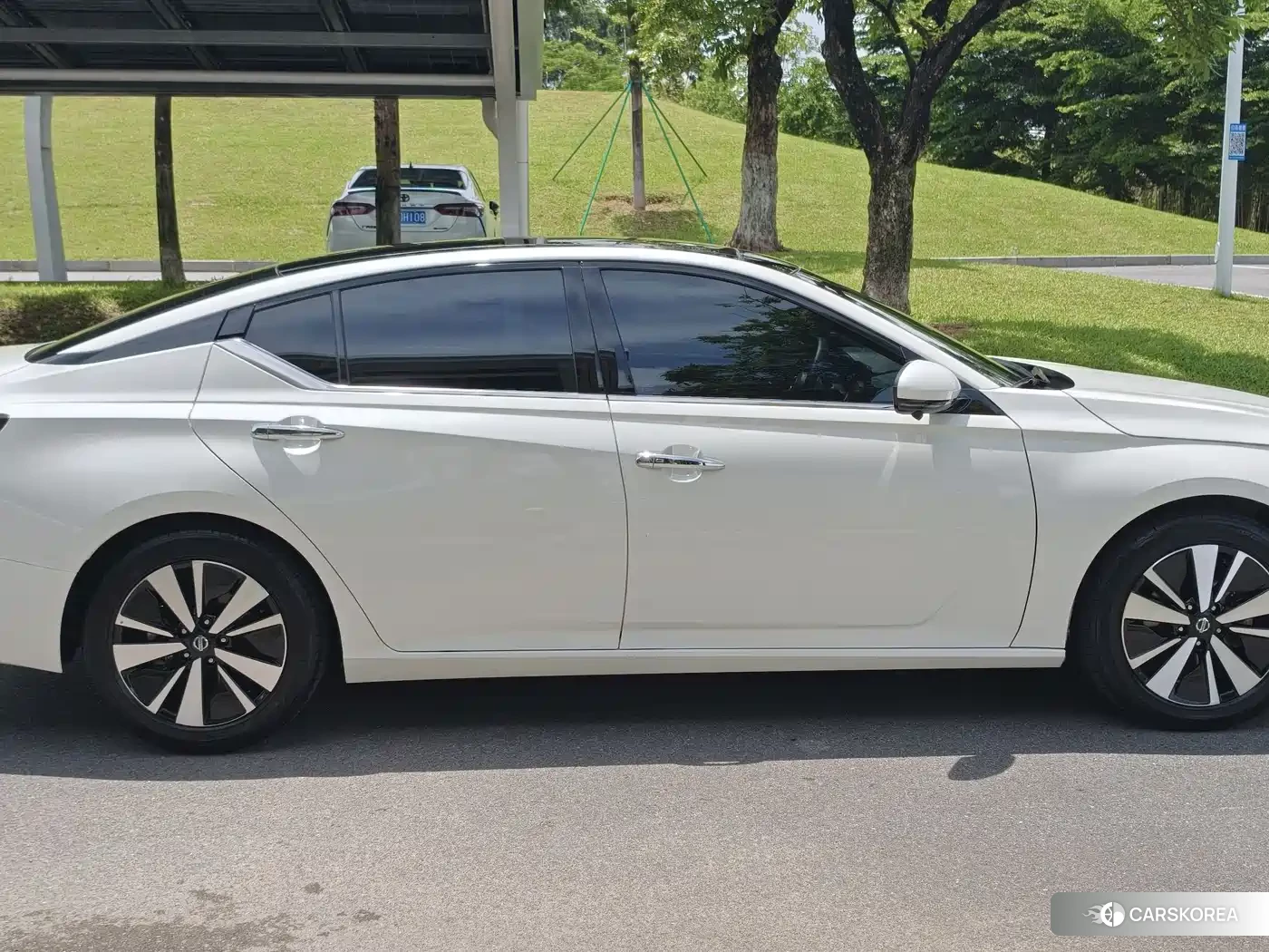 Nissan Altima id 4547348 из Китая 12