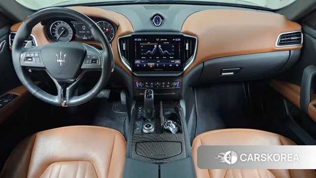 Maserati Ghibli id 4422937 из Кореи 27