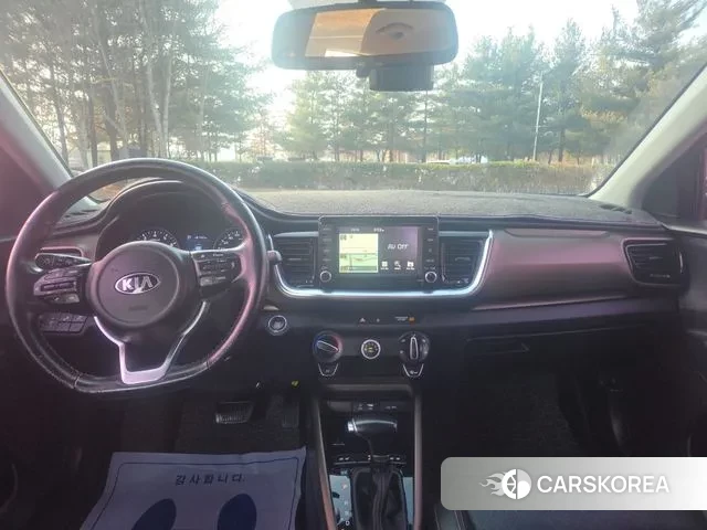 Kia Stonic id 3651608 из Кореи 17