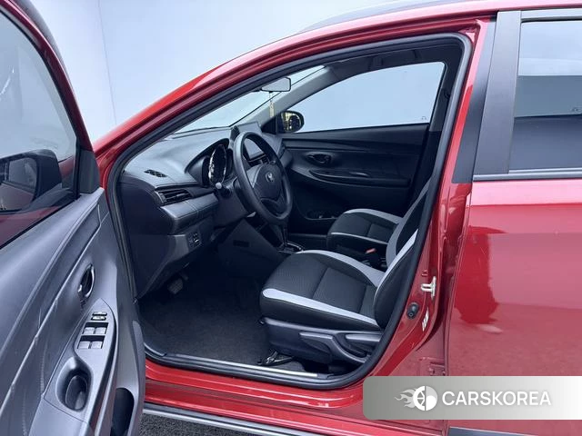Toyota YARIS L Zhixuan id 4238488 из Китая 17