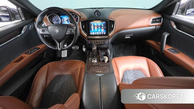 Maserati Ghibli id 4677424 из Кореи 31