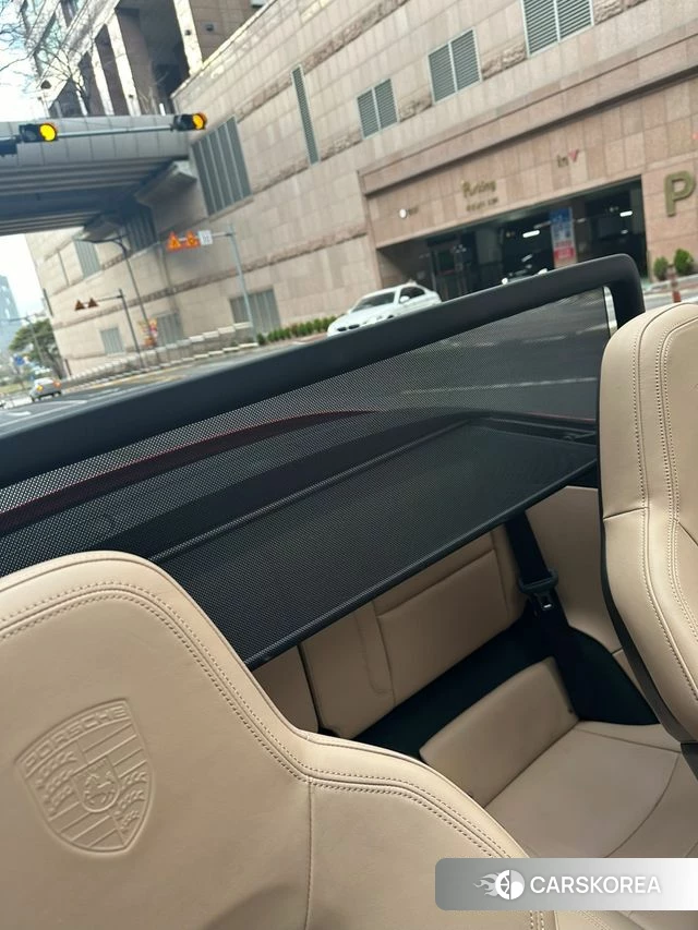 Porsche 911(992) id 4717160 из Кореи 9
