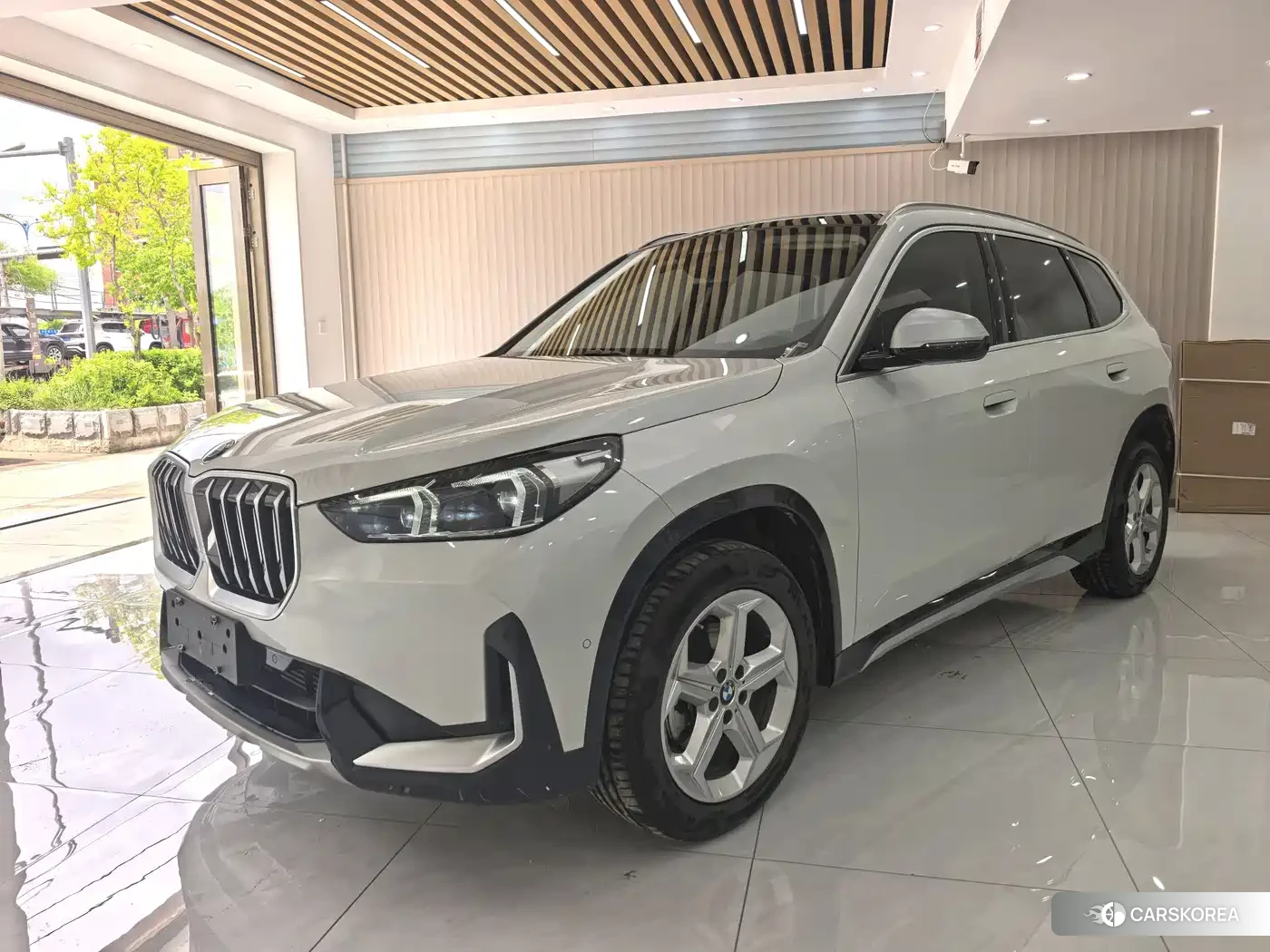 BMW X1 id 4664467 из Китая 15
