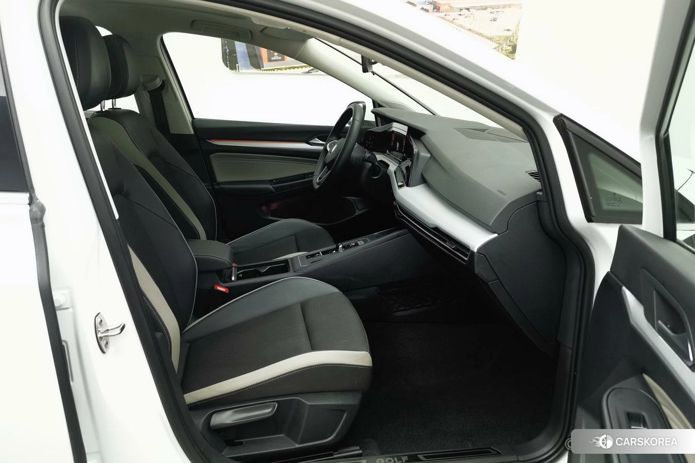 Volkswagen Golf id 4439019 из Китая 21