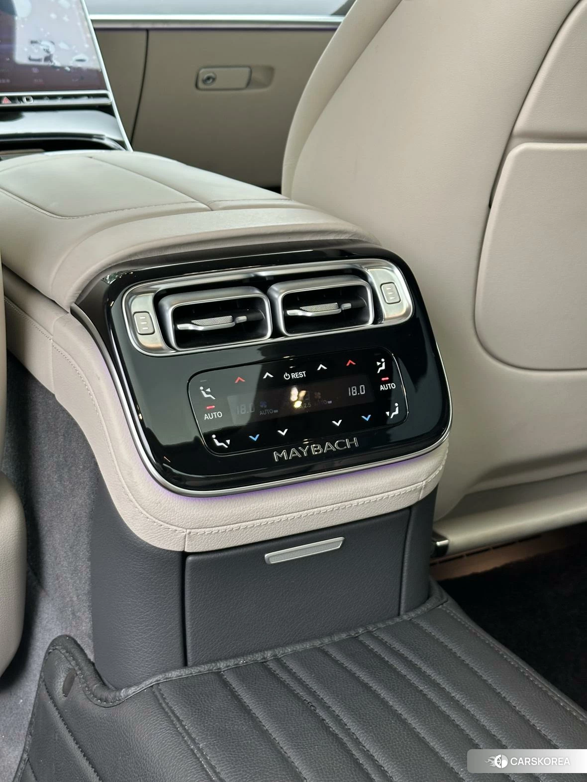 Mercedes-Benz Maybach S-class id 4467759 из Китая 26
