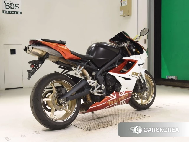 Triumph DAYTONA 675 2010 из Японии, фото 2