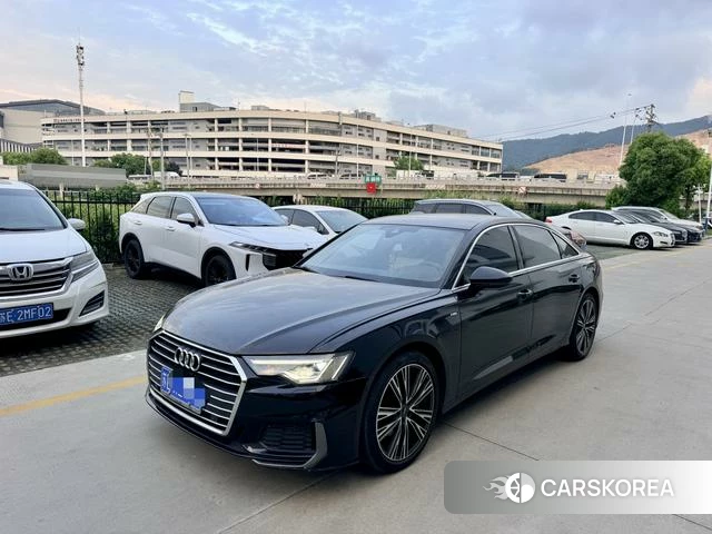 Audi A6L id 4328973 из Китая 17